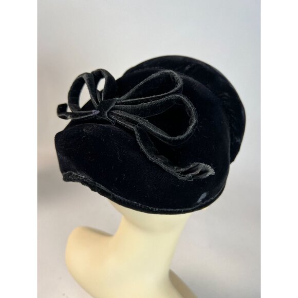 Vintage Black Velvet Womens Pillbox Hat With Bow Accent - Picture 2 of 12